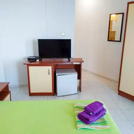 Kъща за гости прохлада 3 и 4 етаж 3* Sinemoretz