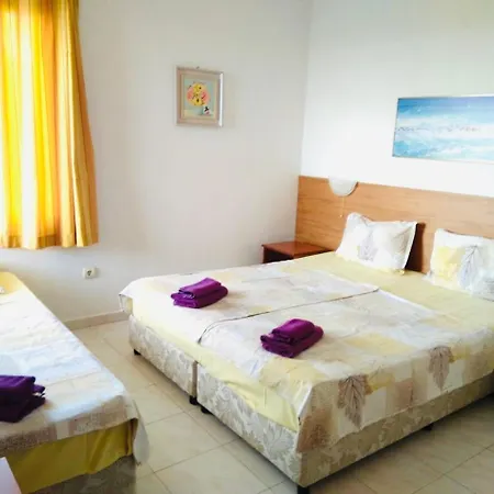 Gasthuis Kъща за гости прохлада 3 и 4 етаж Sinemoretz