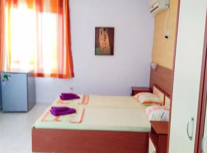 Kъща за гости прохлада 3 и 4 етаж 3*