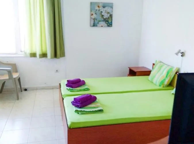 Πανσιόν Kъща за гости прохлада 3 и 4 етаж Sinemoretz